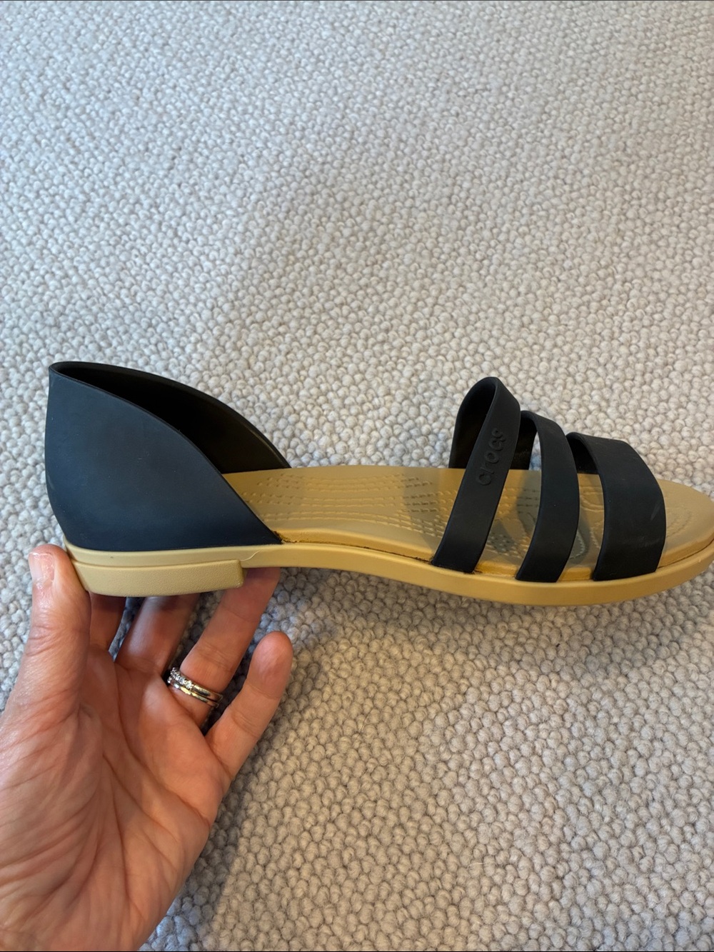 CROCS Open Flat Sandals, Black/Tan, Size 6 - Picture 3 of 9